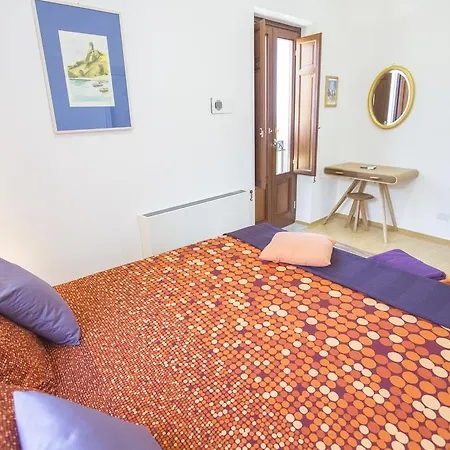 伊尔多诺迪阿泰纳公寓