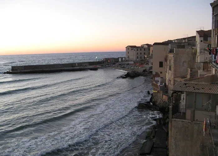 Il Dono Di Atena * Cefalù