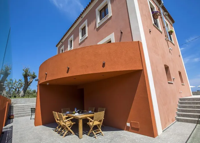 Il Dono Di Atena * Cefalù