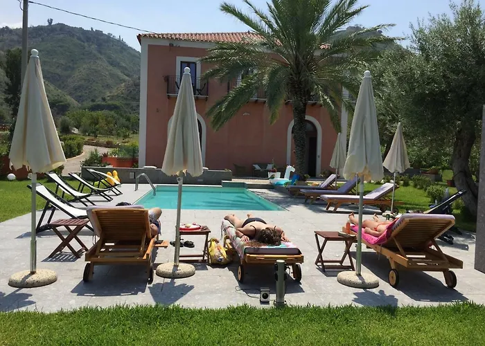 Il Dono Di Atena * Cefalù